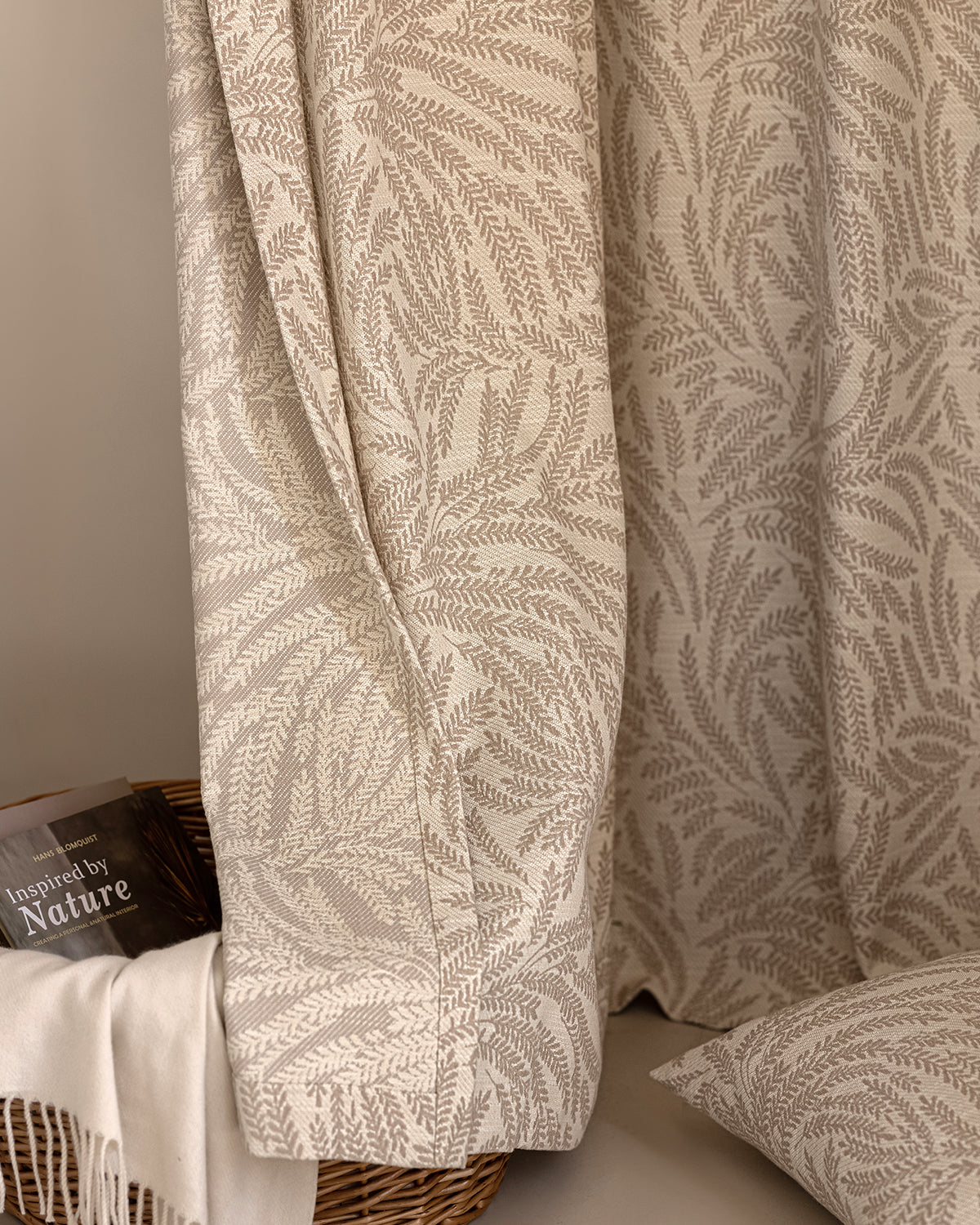 Mila Leaf Pattern Pinch Pleated Drape