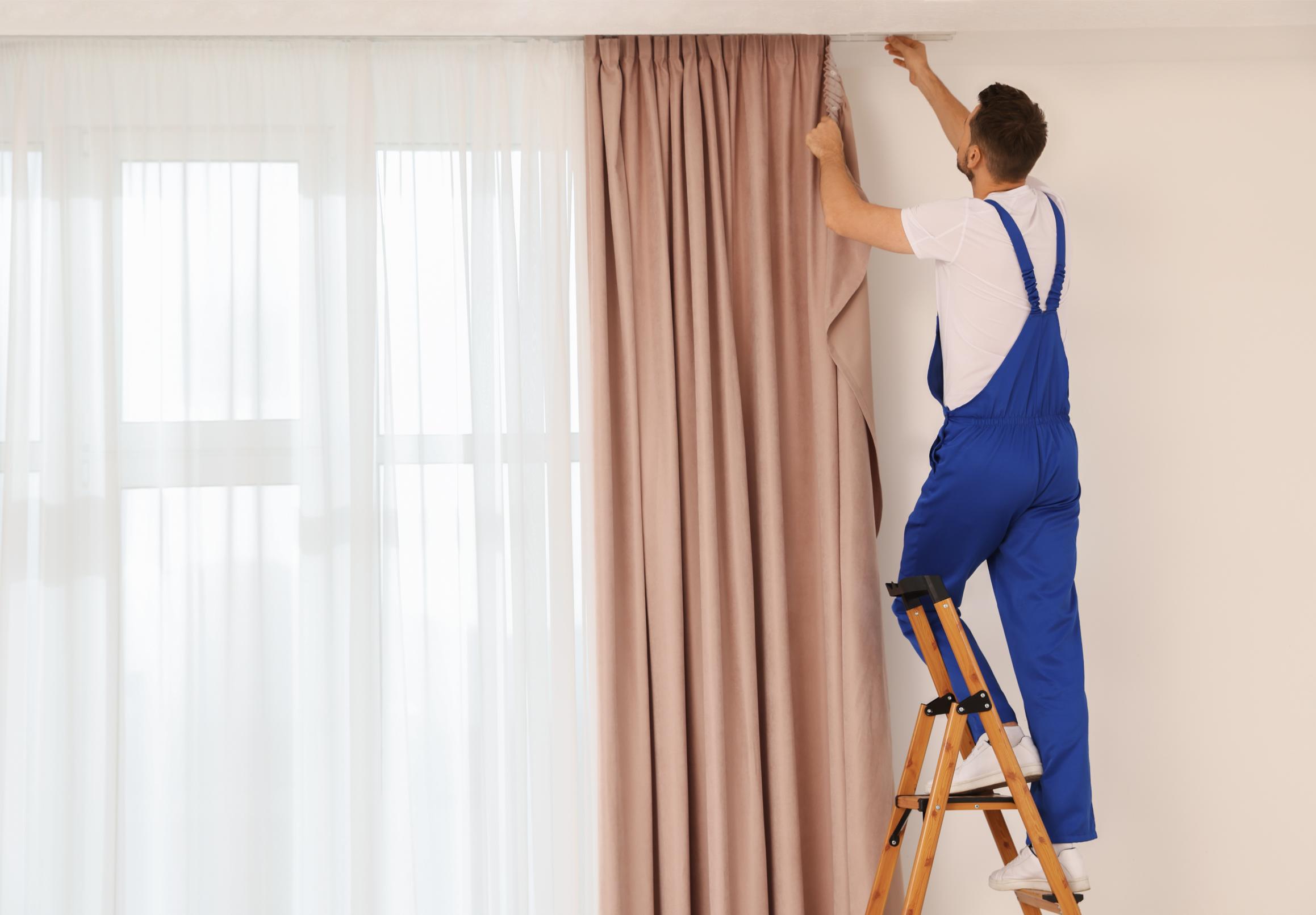 Curtain pole installation service in Woolwich SE18