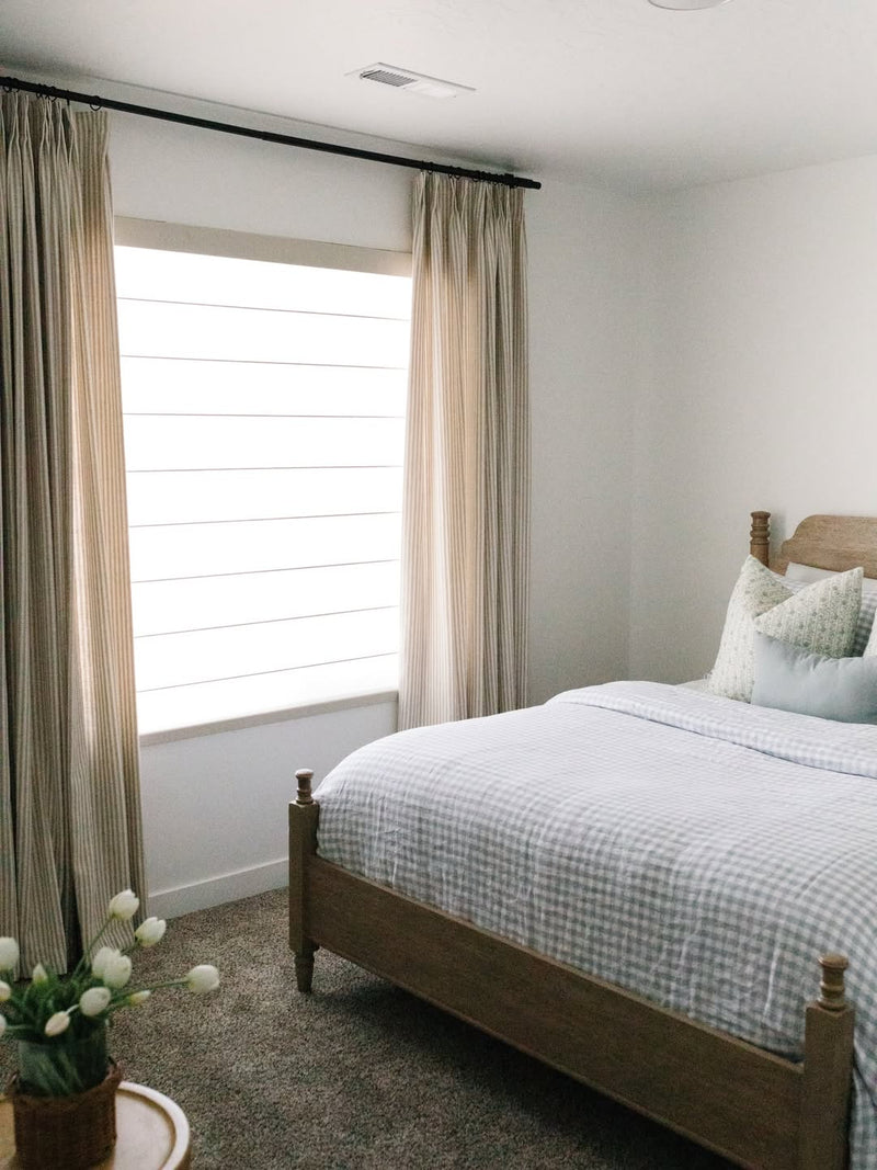 bedroom curtains