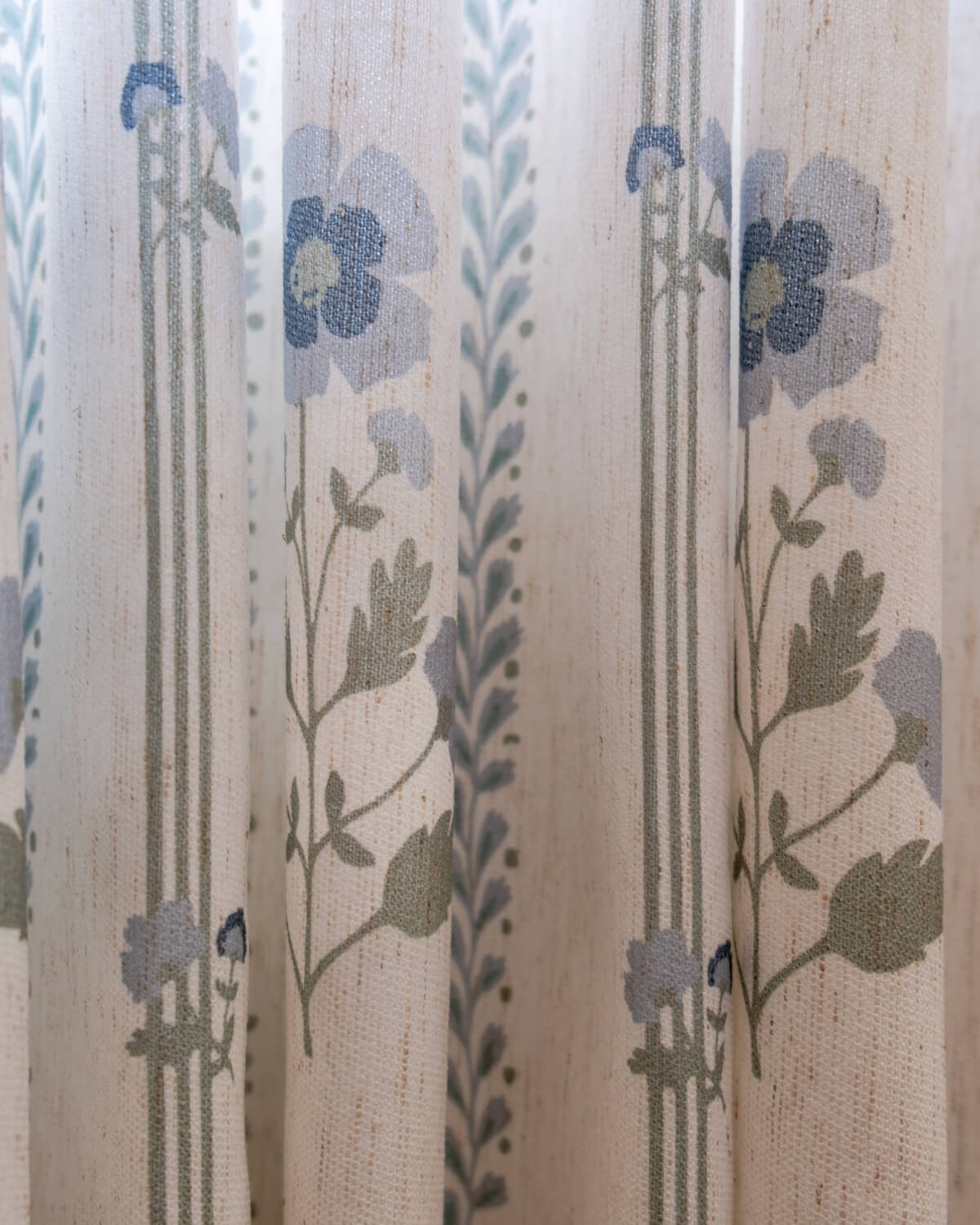 Lily Pattern Linen Pinch Pleated Curtains
