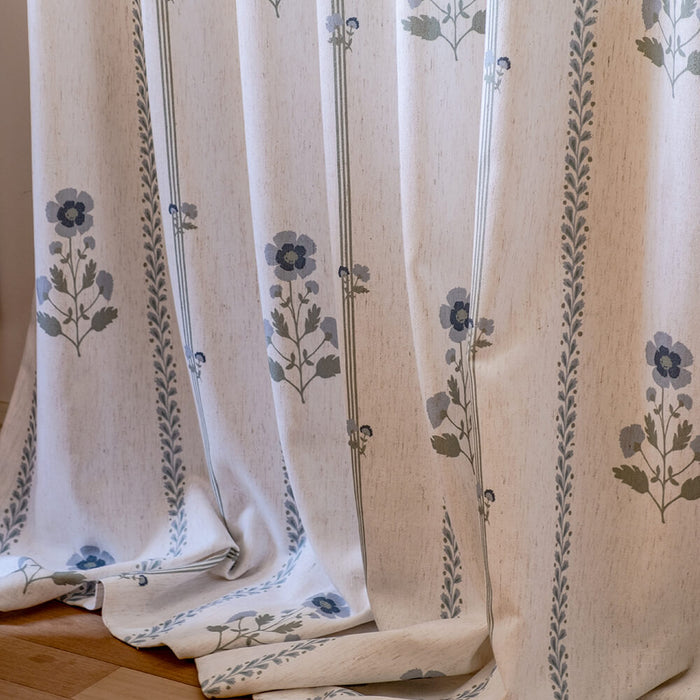 Breathable Elegance with Versatile Styling