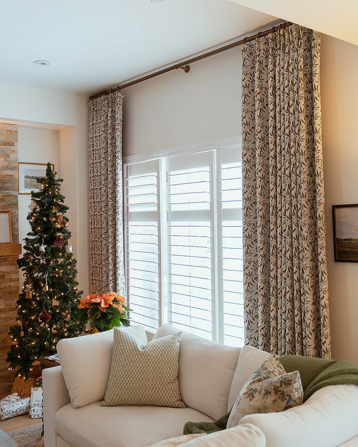 English Country Cottage Curtains – Charming Hawthorn Berry Jacquard, Room Darkening for Living Room & Bedroom (Maribel)