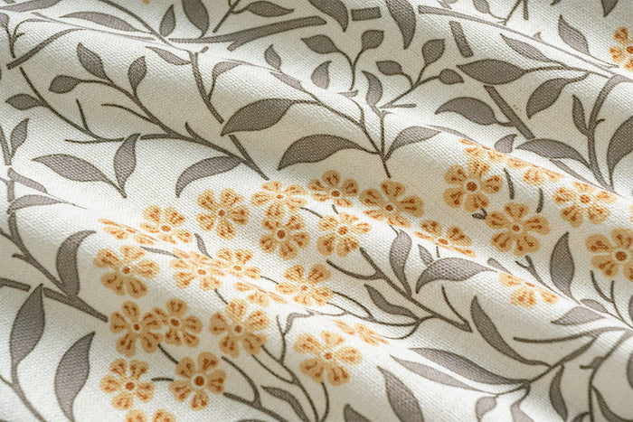 Intricate Botanical Details & Timeless Vintage Texture