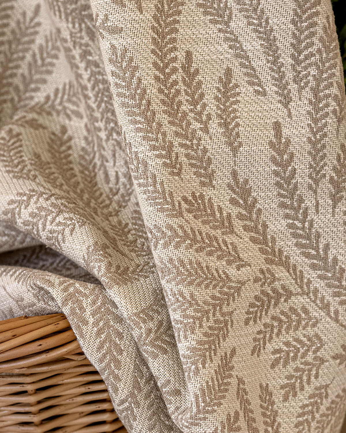 Mila Leaf Pattern Pinch Pleated Drape